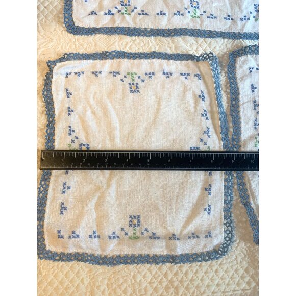 Vintage blue lace and flower cross stitch doilies set of 3 - Picture 11 of 14